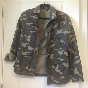 H&M lightweight camo jacket